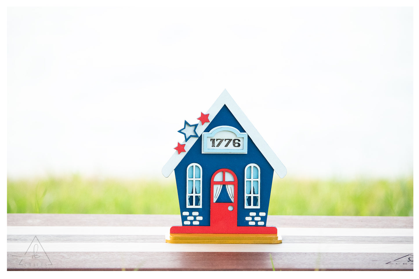 4th of July House Stand